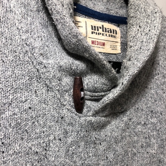 Urban Pipeline Toggle Sweater Pullover Fisherman's Shawl Gray Cotton Blend Sz M - Picture 5 of 7